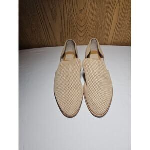 Dolce Vita Cody 8m tan leather flats. EUC